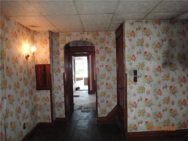Neshannock Blvd, New Castle, PA 16101
