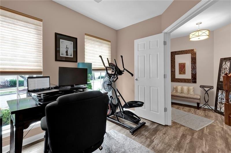 Hounslow Rd, Cranberry Township, PA 16066