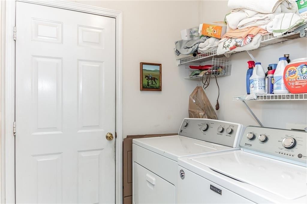 Midler Ct, Buford, GA 30519
