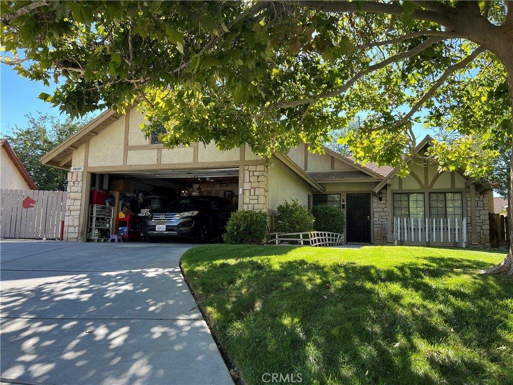 42nd St E, Palmdale, CA 93552