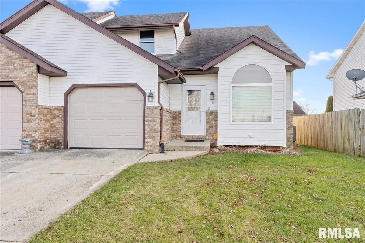 Genoa Dr, Springfield, IL 62703