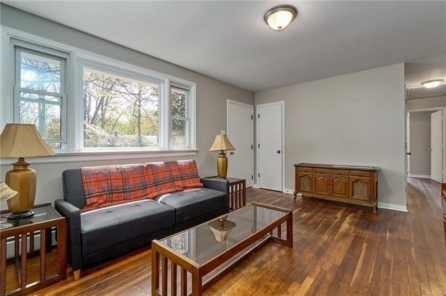 S Arch Rd, North Chesterfield, VA 23236