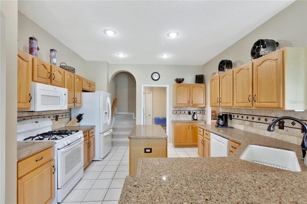 Mandarin Grove Pl, Tampa, FL 33647