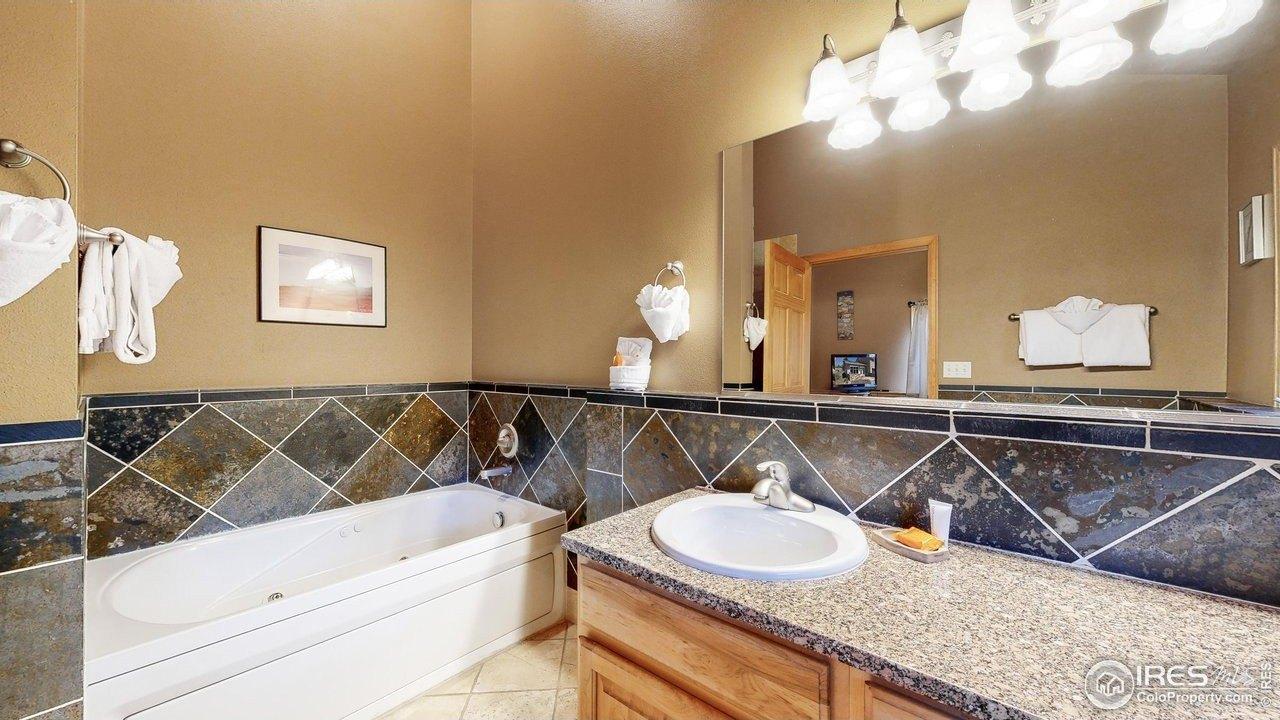 Overlook Ct, Estes Park, CO 80517