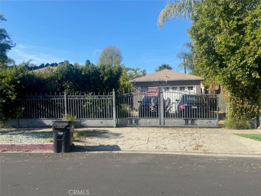 Valley Vista Blvd, Encino, CA 91316