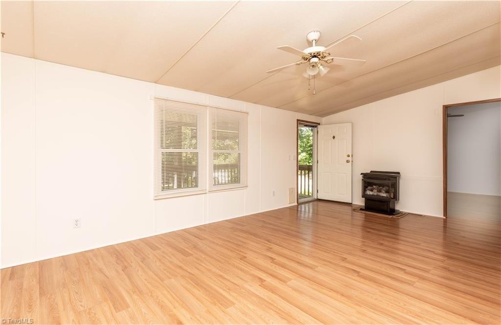 Cashatt Rd, Trinity, NC 27370