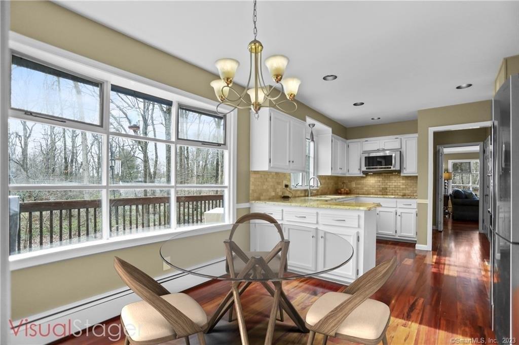 Boulder Brook Dr, Stamford, CT 06903