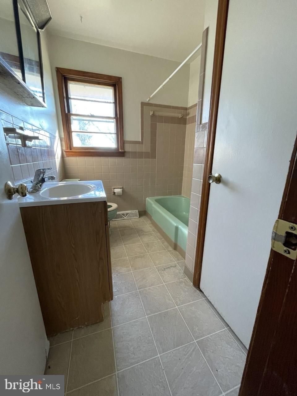 Forbes St, Fredericksburg, VA 22405
