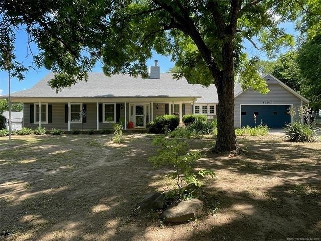 E Browning Ave, Claremore, OK 74019
