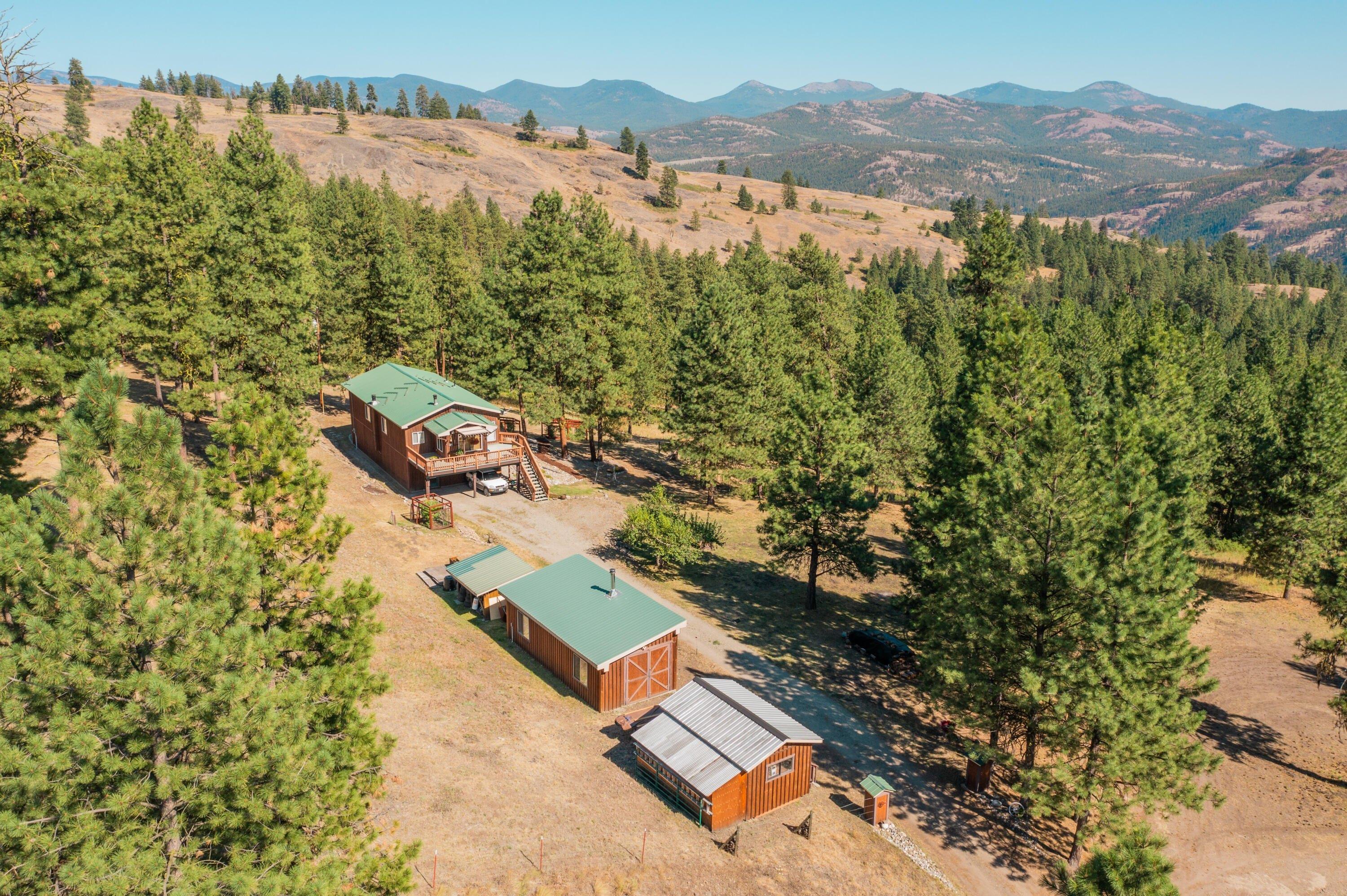 Gold Mountain Rd, Republic, WA 99166