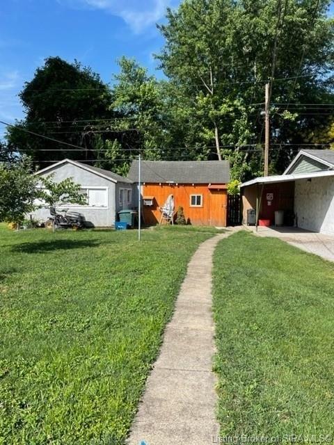 N Taggart Ave, Clarksville, IN 47129
