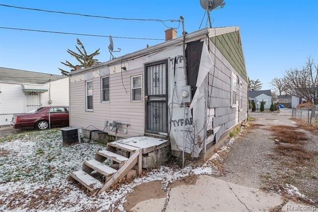 Nevada Ave, Pontiac, MI 48341