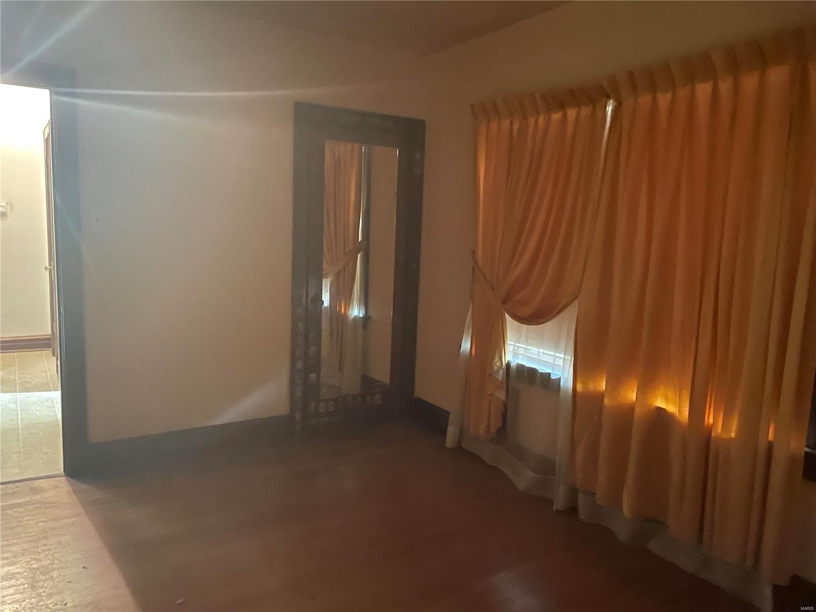 Drury Ln, Saint Louis, MO 63147