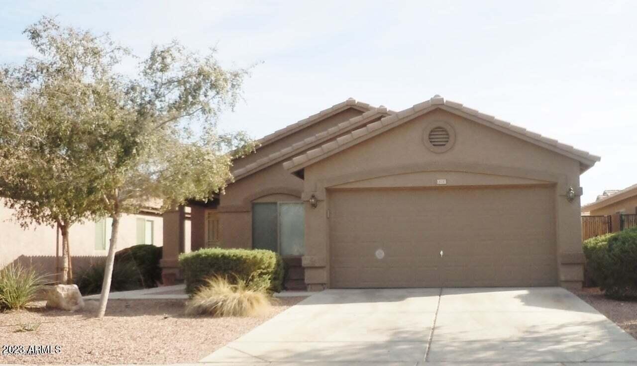 W Berridge Ln, Litchfield Park, AZ 85340
