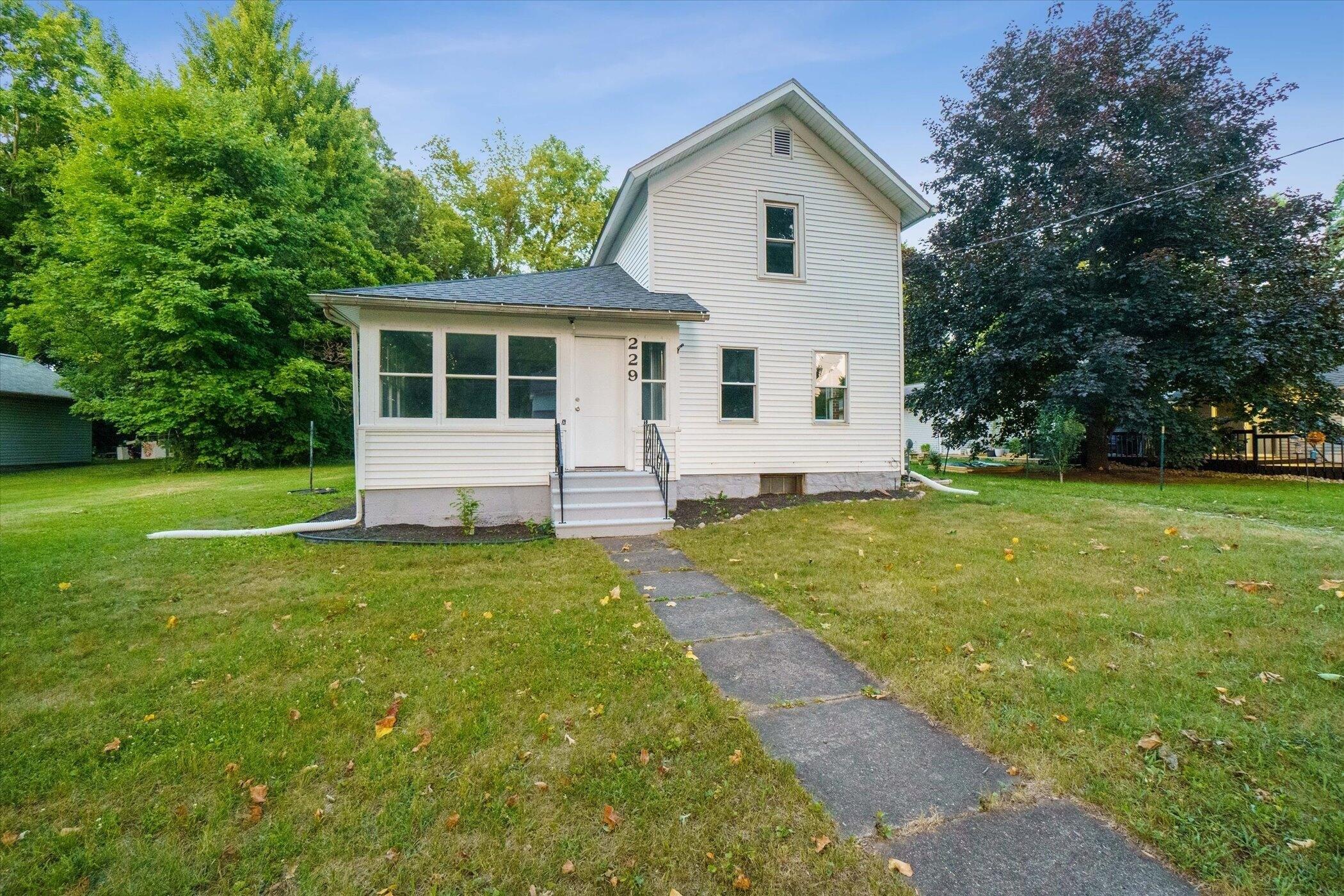 S Concord St, Concord, MI 49237