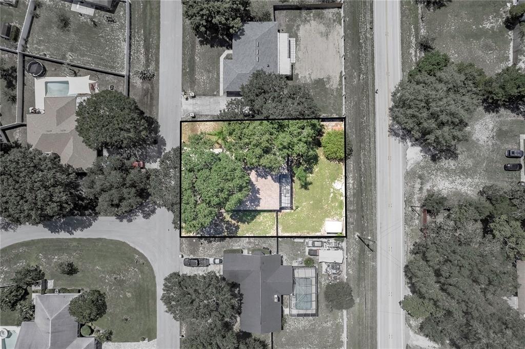 Bowmans Trl, Lakeland, FL 33809