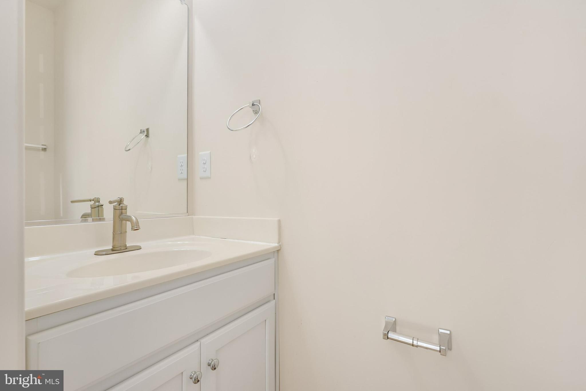 Osage Dr, Fredericksburg, VA 22408