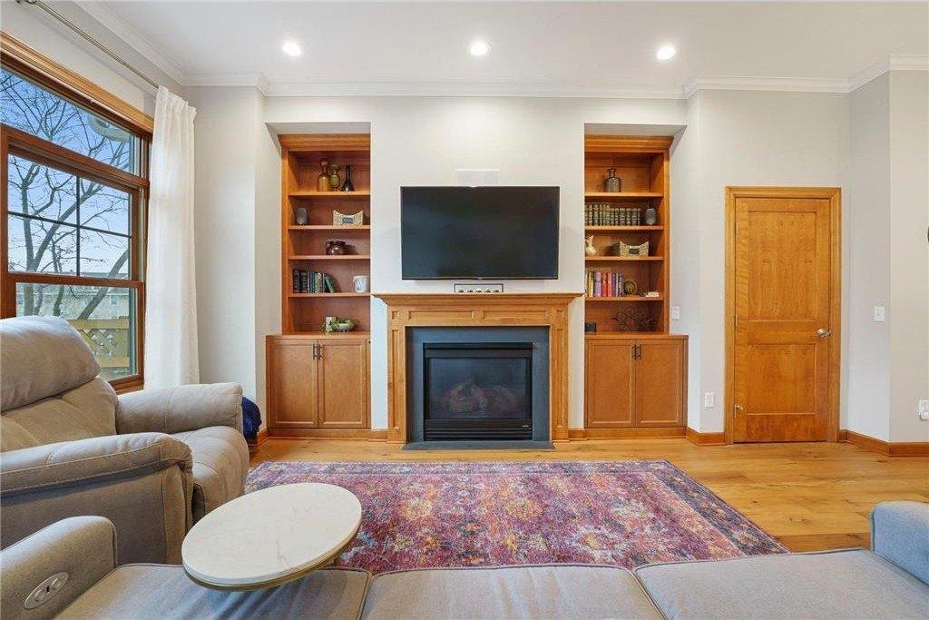 Linden St, Saint Paul, MN 55118