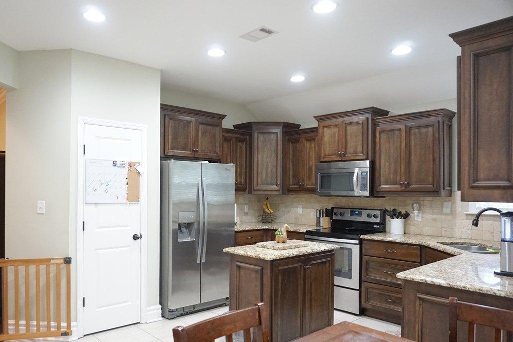 Karaline Cir, Valdosta, GA 31605