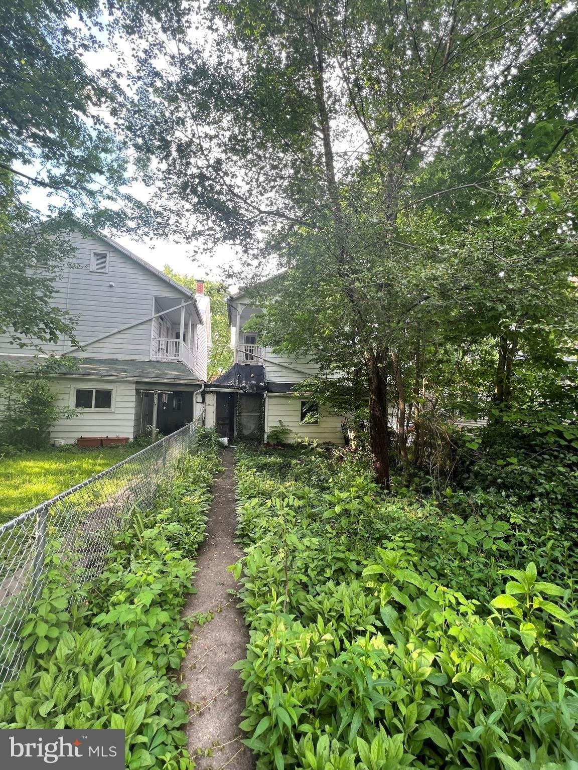 E Louther St, Carlisle, PA 17013