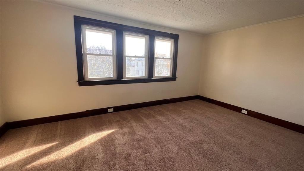 N Page Ave, Endicott, NY 13760