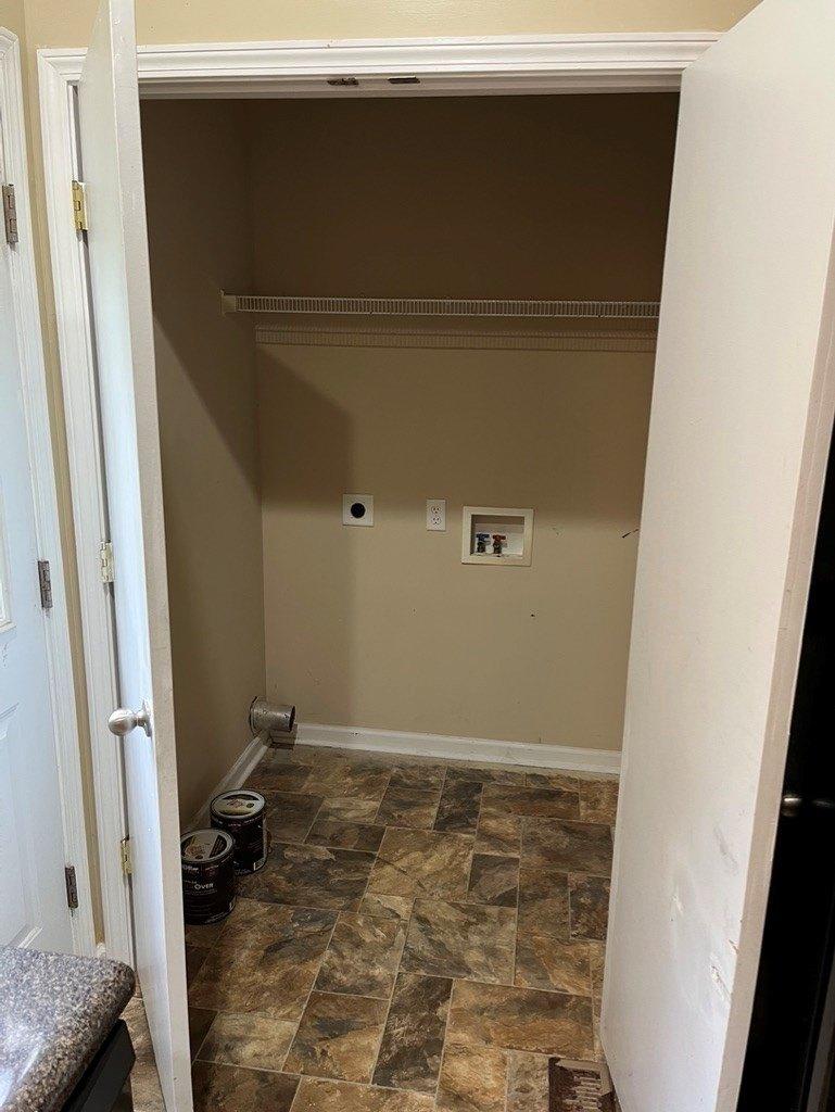 Brownwood Ave, Lagrange, GA 30240