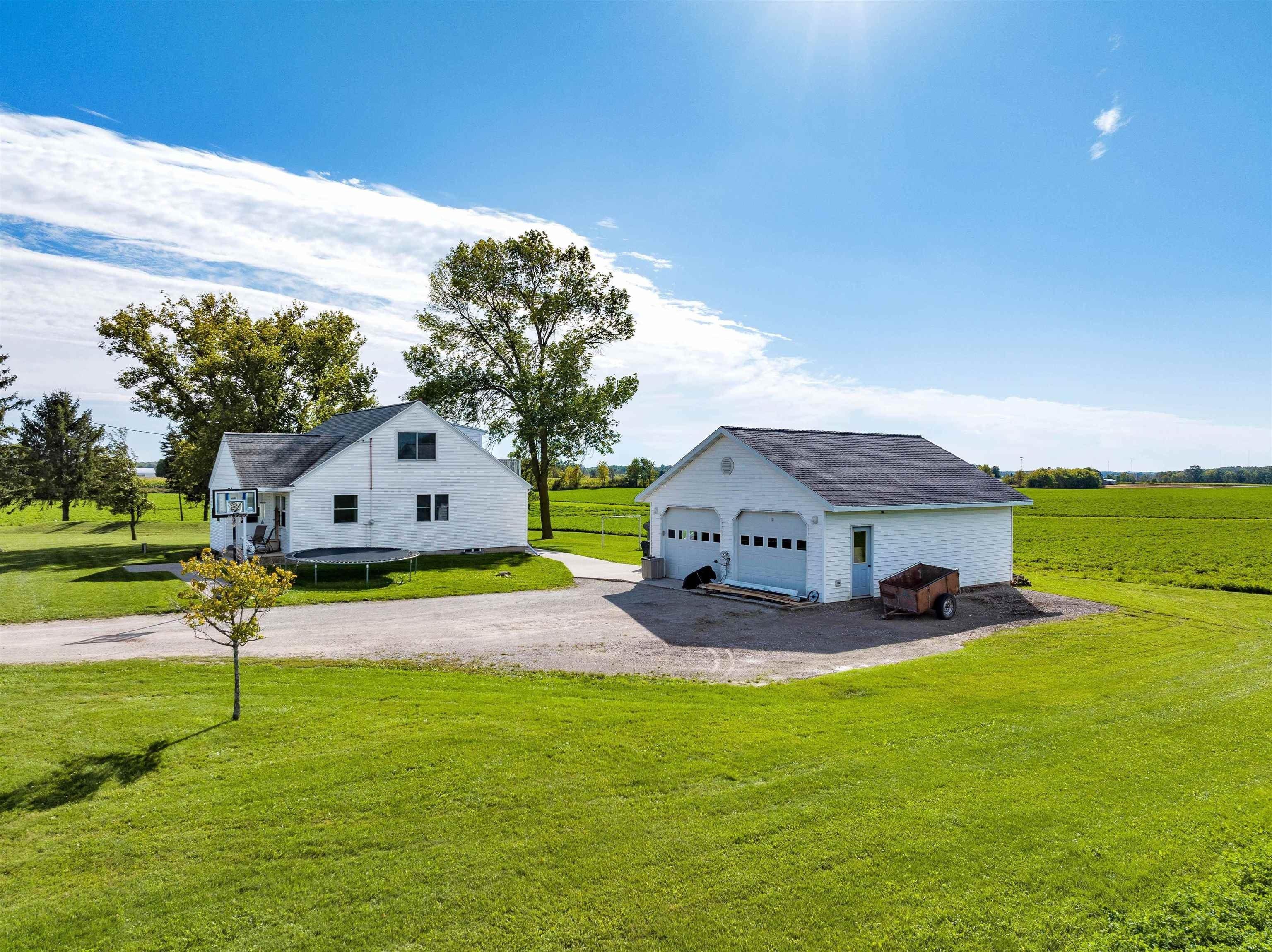 Water Division Rd, Green Bay, WI 54311