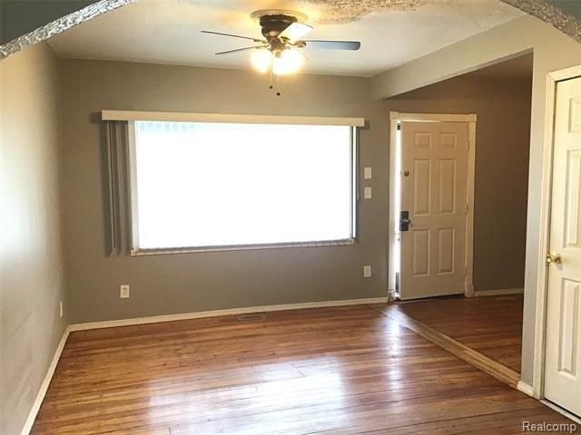 Five Points St, Redford, MI 48240