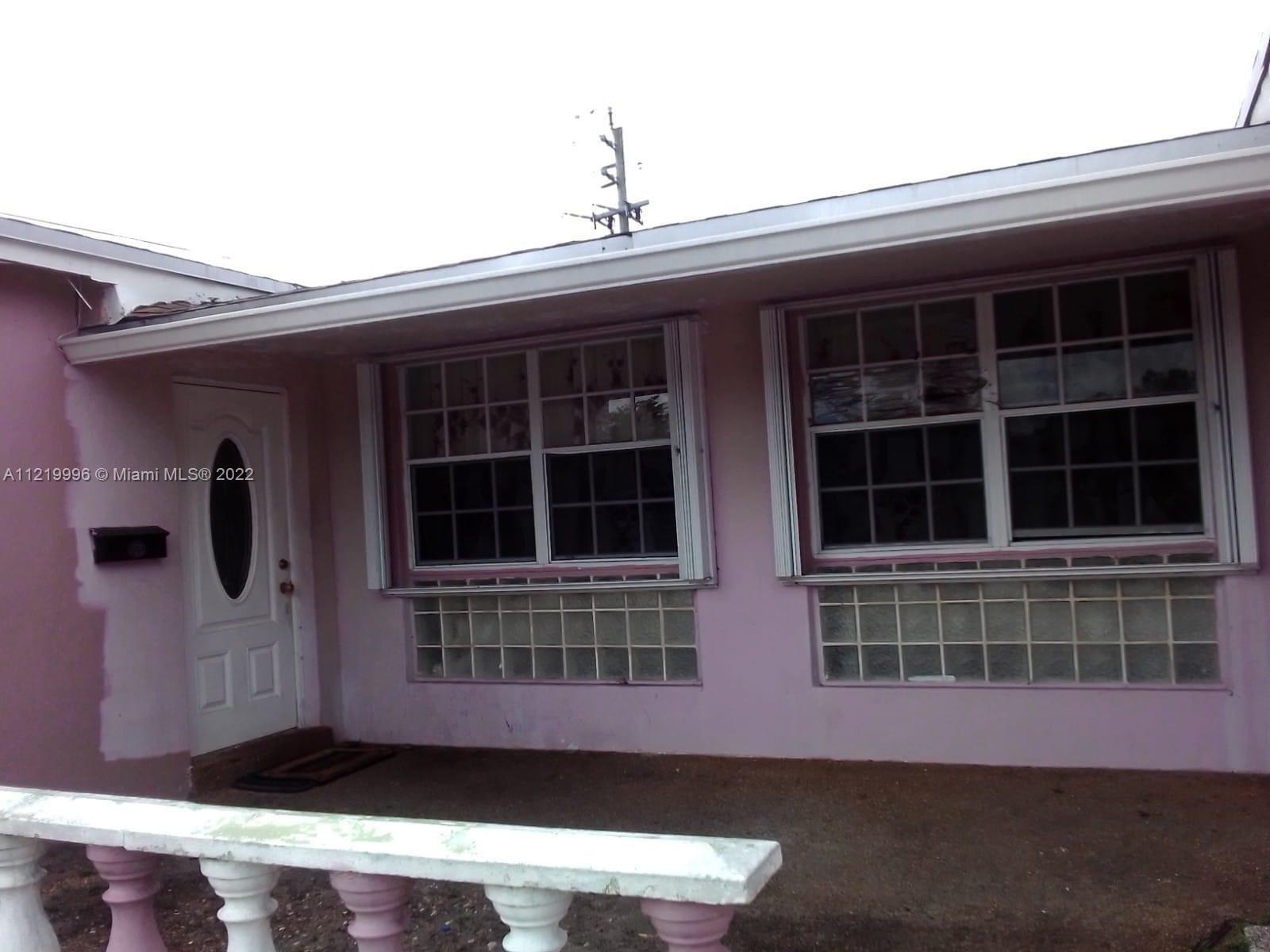 Embassy Blvd, Miramar, FL 33023