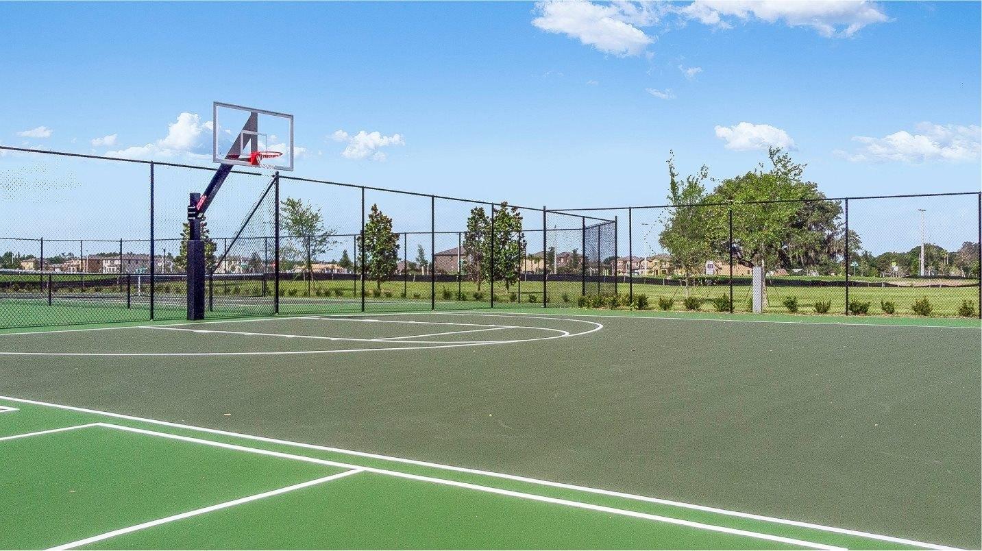 Weston Oaks Ln, Riverview, FL 33579