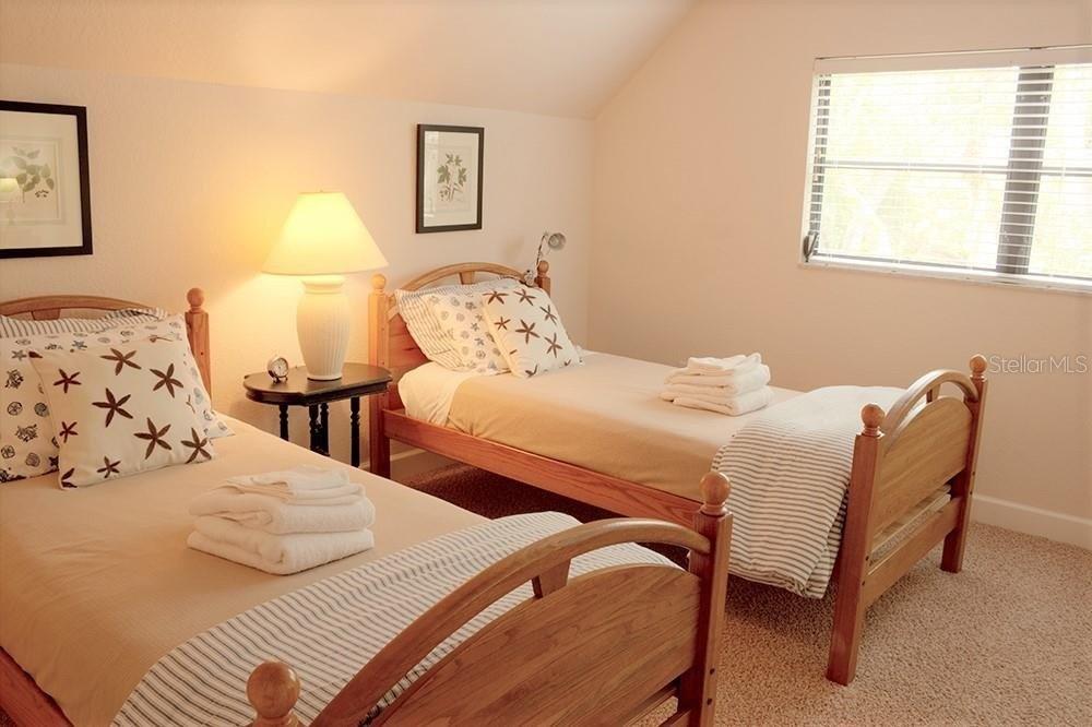 Oakmont Pl, Sarasota, FL 34242
