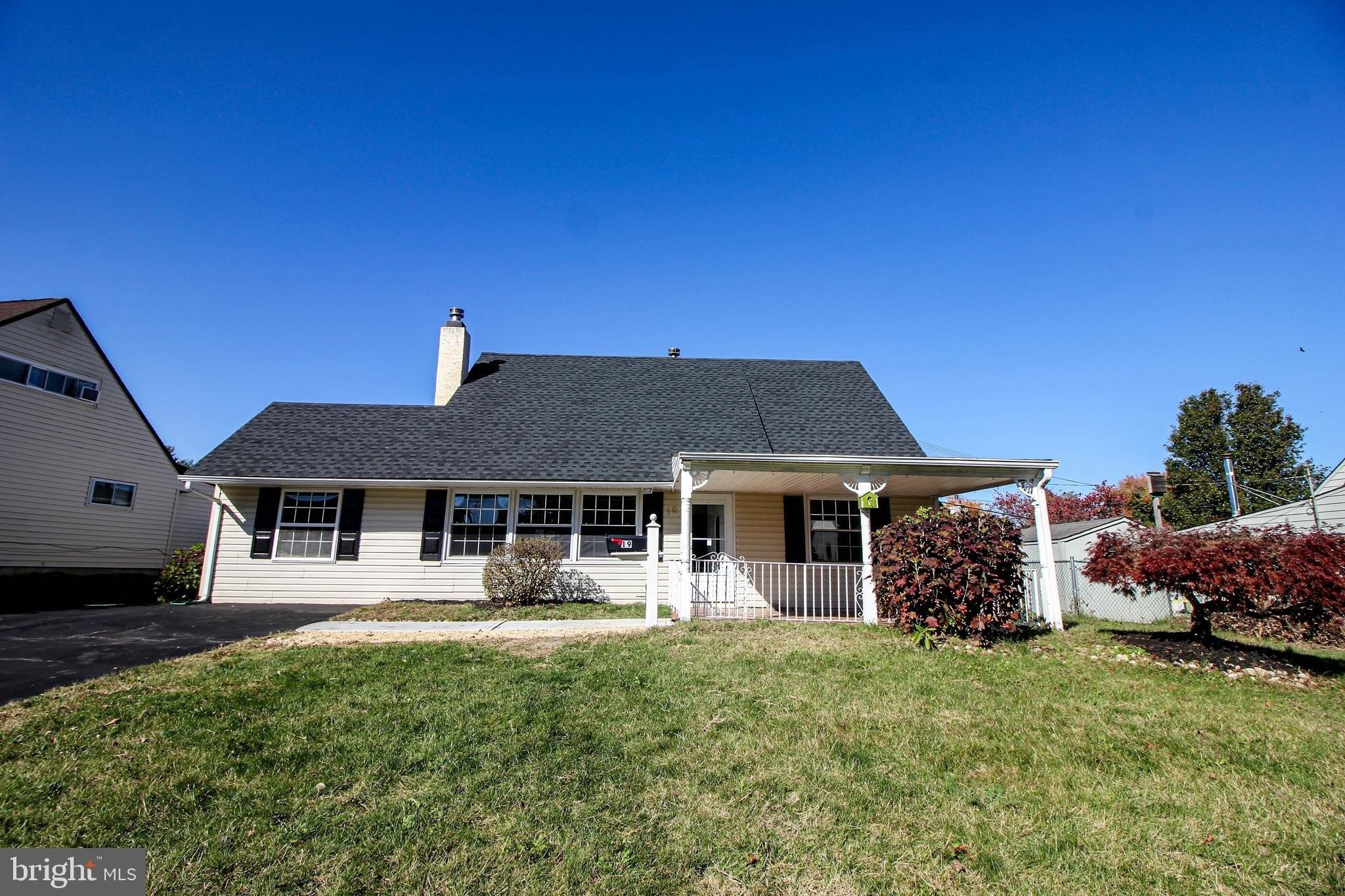 Plumbridge Dr, Levittown, PA 19056