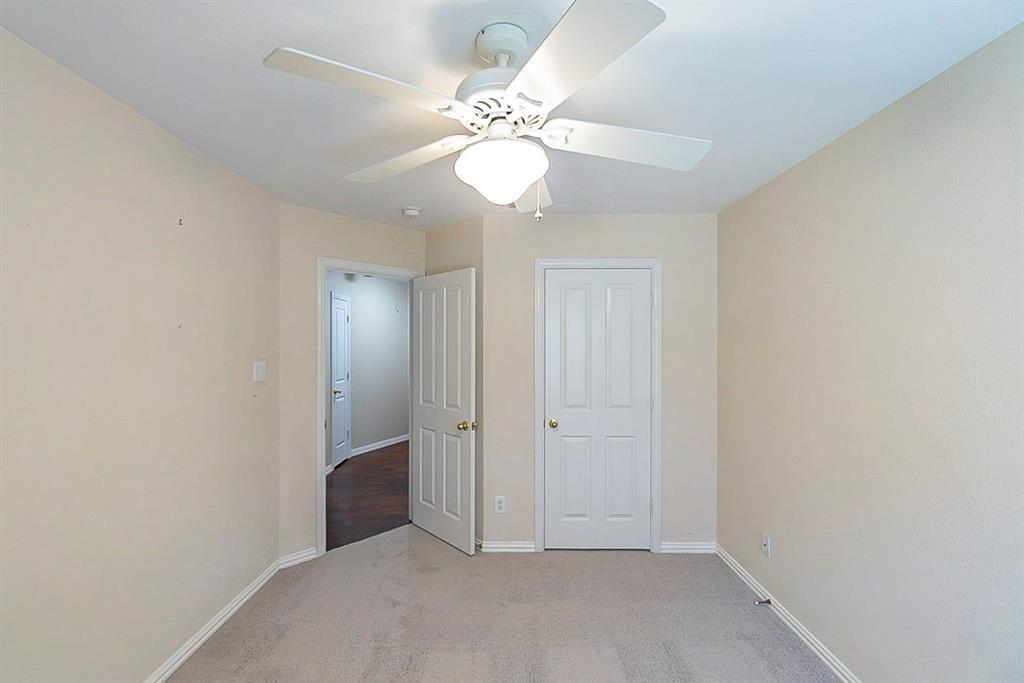 Pecan Valley Ct, Corinth, TX 76210