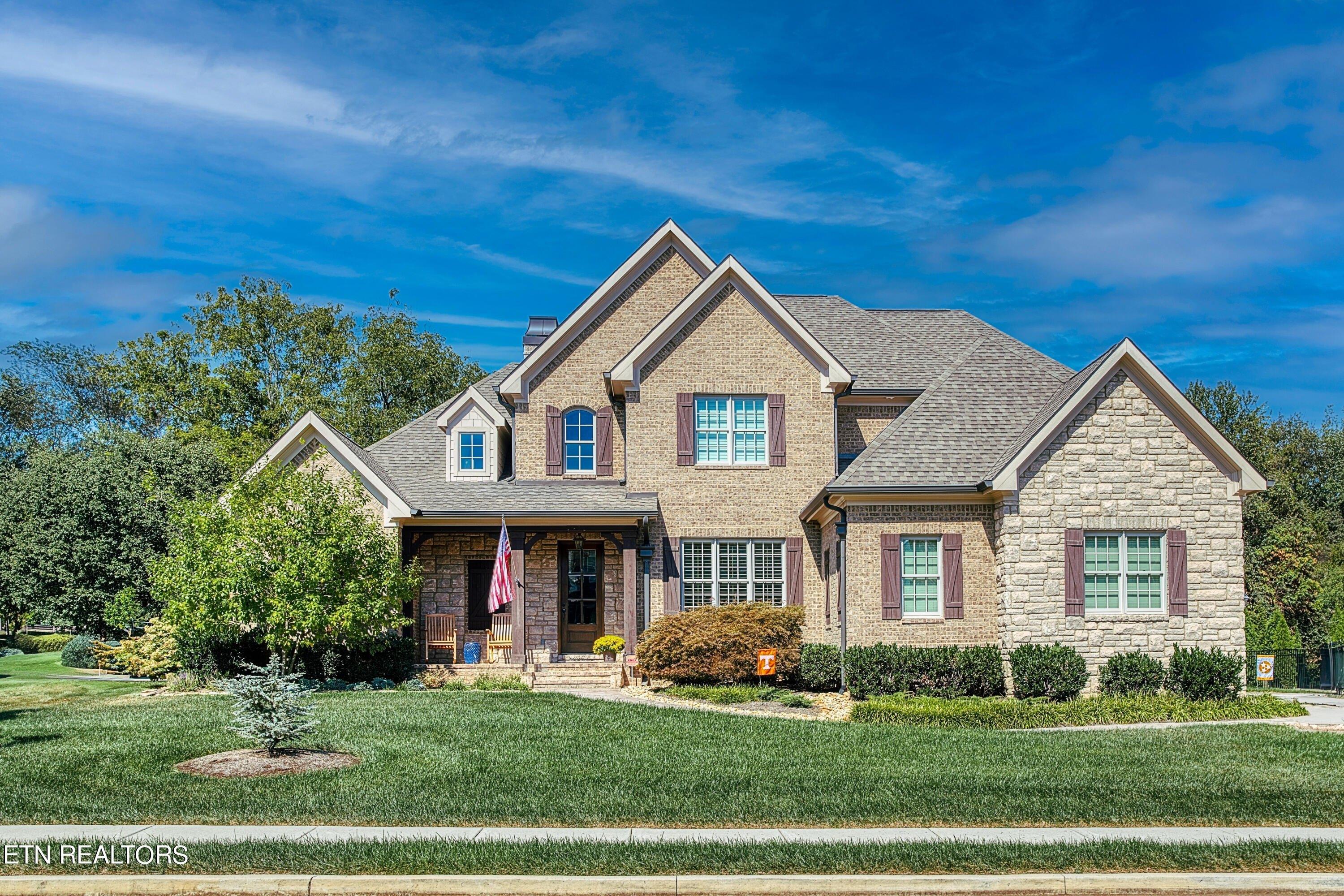 Waterslea Ln, Farragut, TN 37934