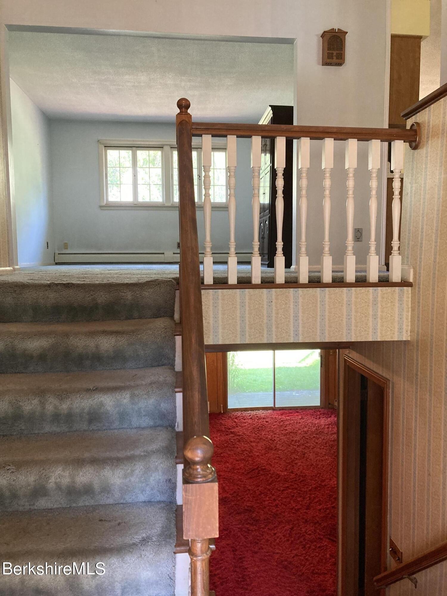 Kittredge Rd, Pittsfield, MA 01201