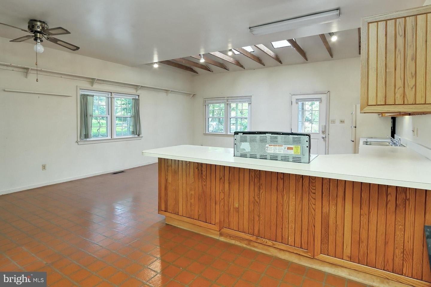 Auburn St, Annandale, VA 22003
