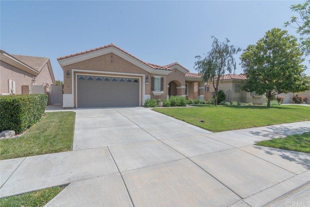Via Simpatico, Hemet, CA 92545