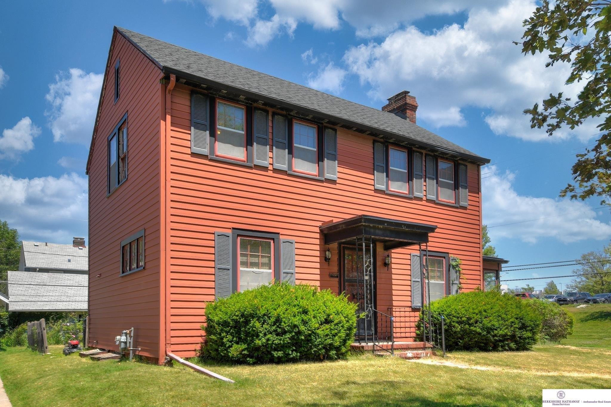 Hickory St, Omaha, NE 68105