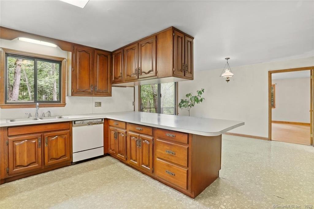 Redding Rd, Redding, CT 06896