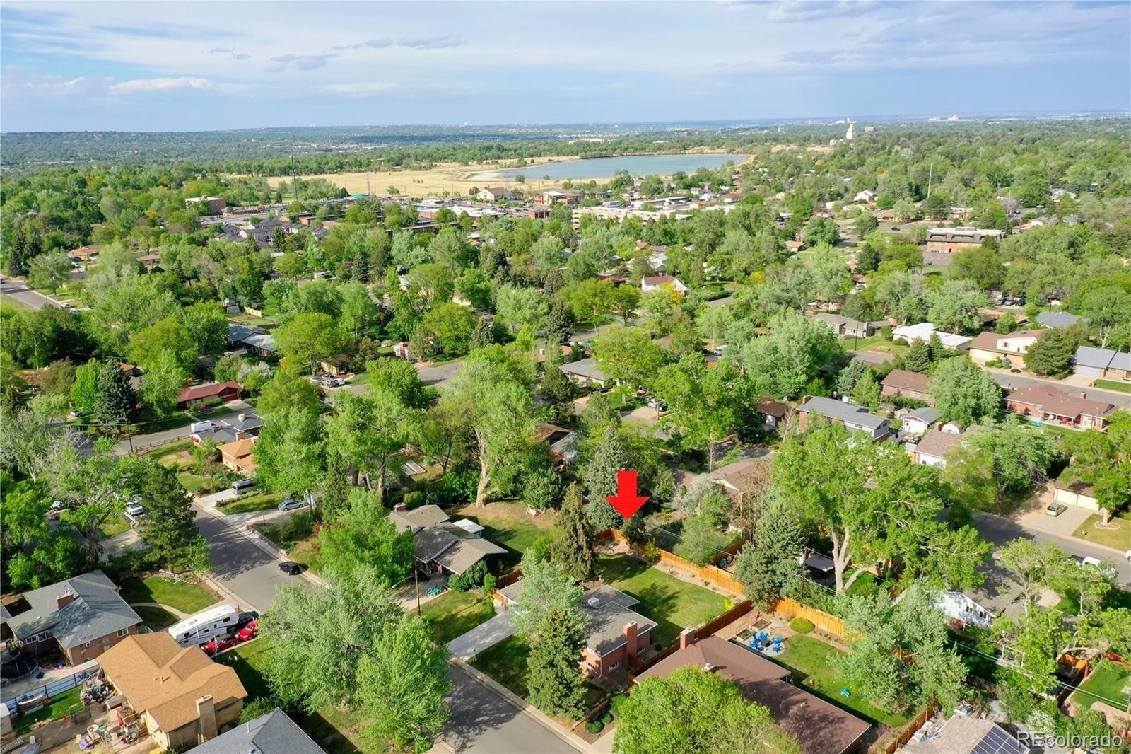 Miller Ct, Lakewood, CO 80215