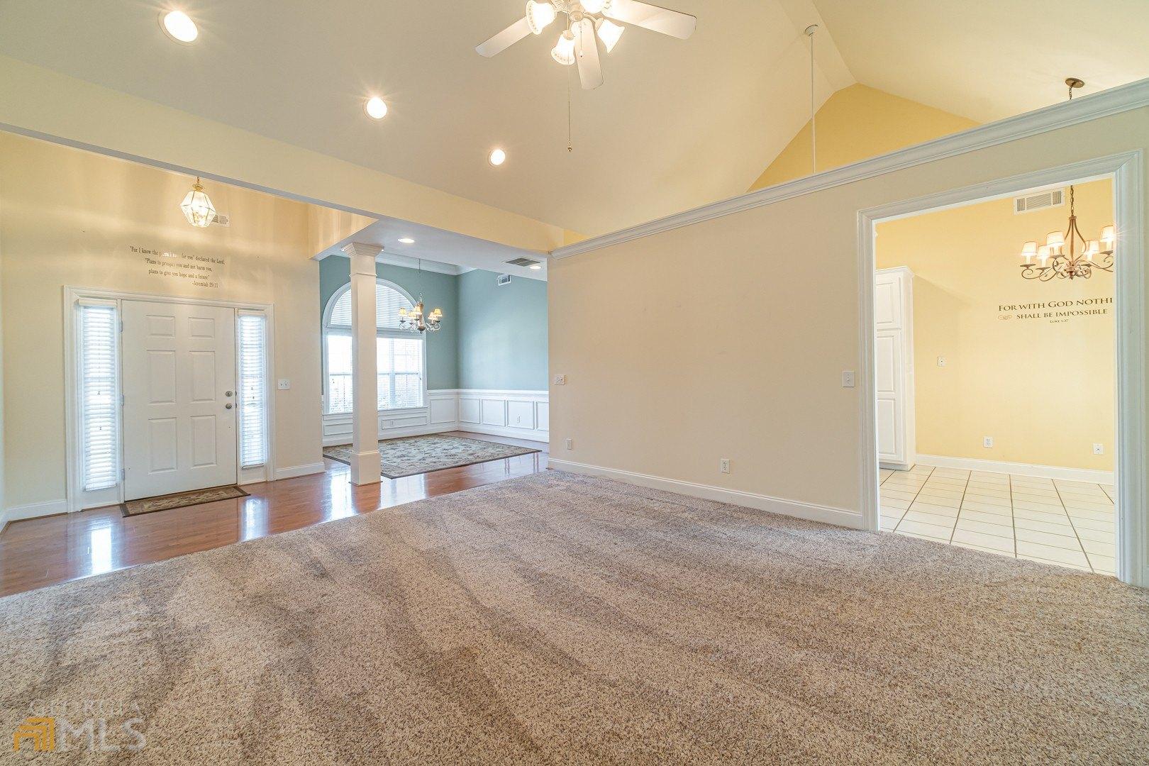 Chad Ln, Loganville, GA 30052