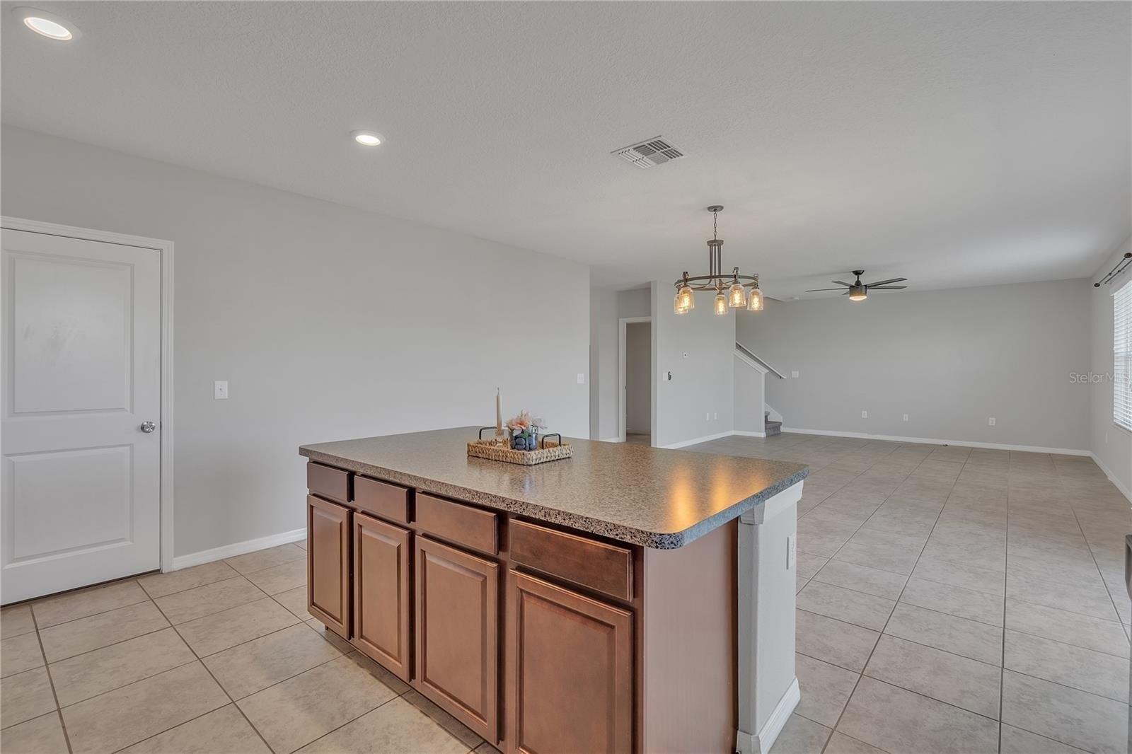 4th St Sw, Ruskin, FL 33570