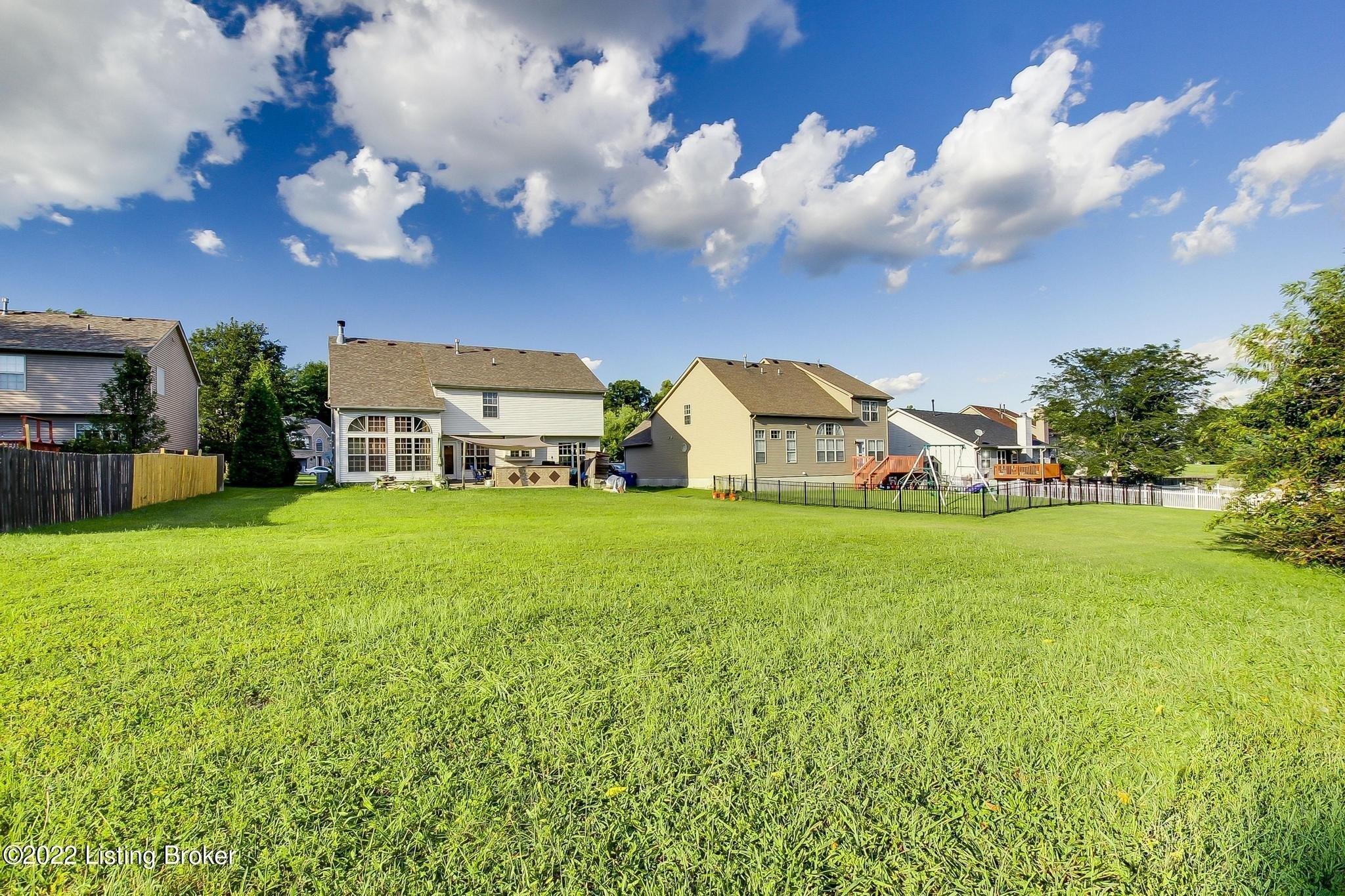 Black Powder Ln, Louisville, KY 40228