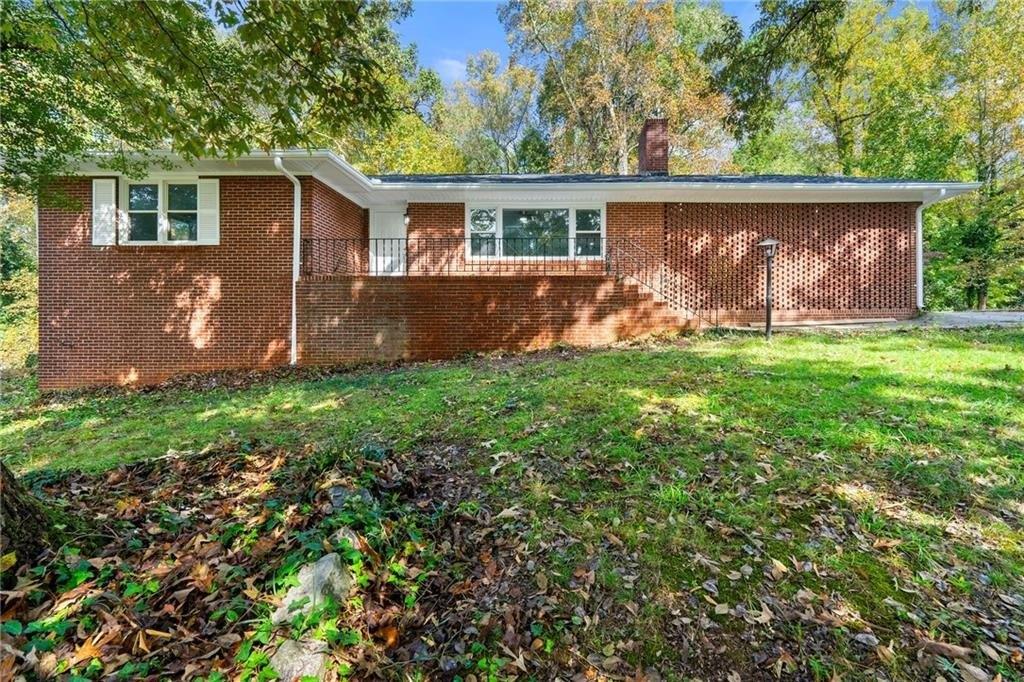 Baker Ridge Dr Nw, Atlanta, GA 30318