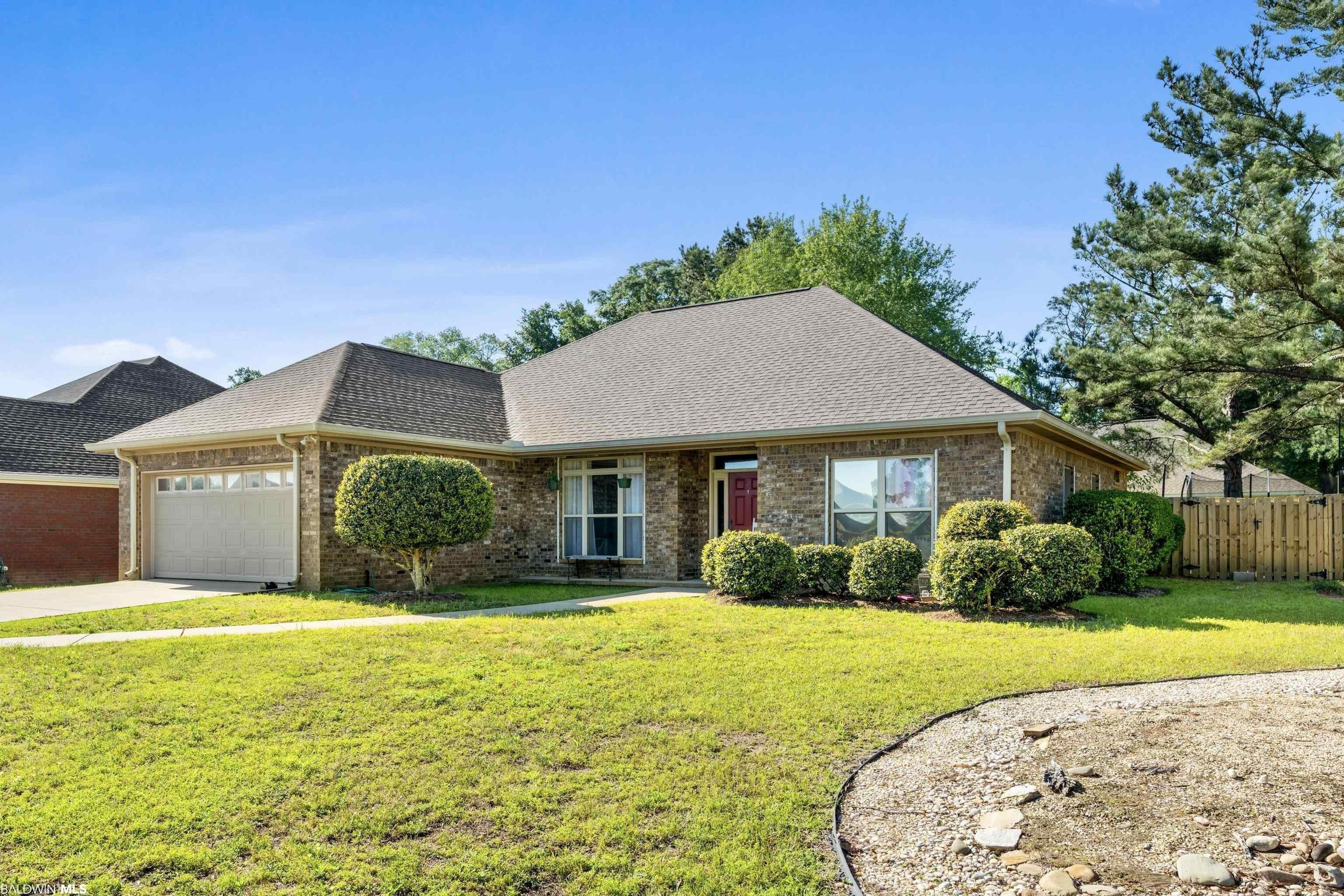 Solon Ct, Fairhope, AL 36532