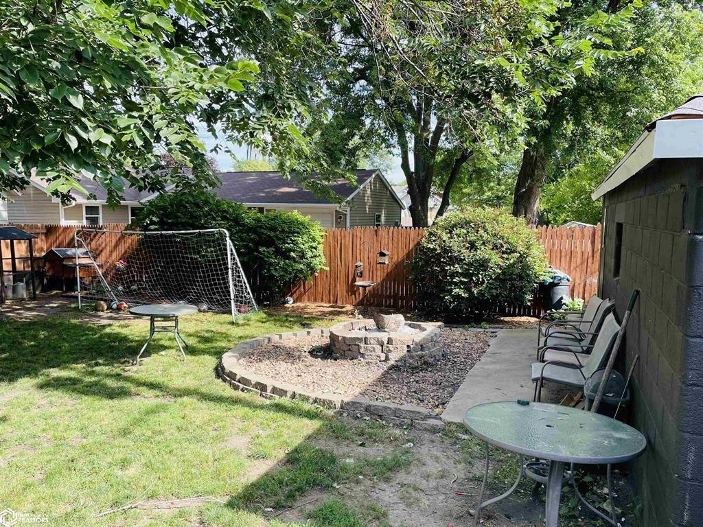 D Ave W, Oskaloosa, IA 52577