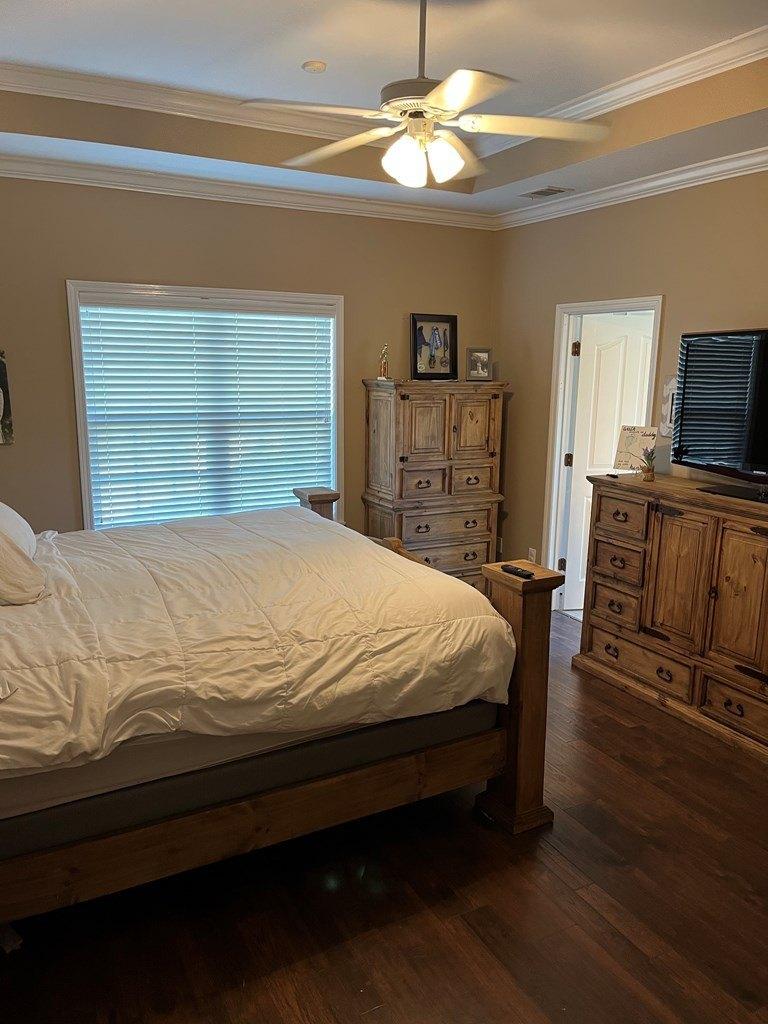 Surrey Cir, Tifton, GA 31793