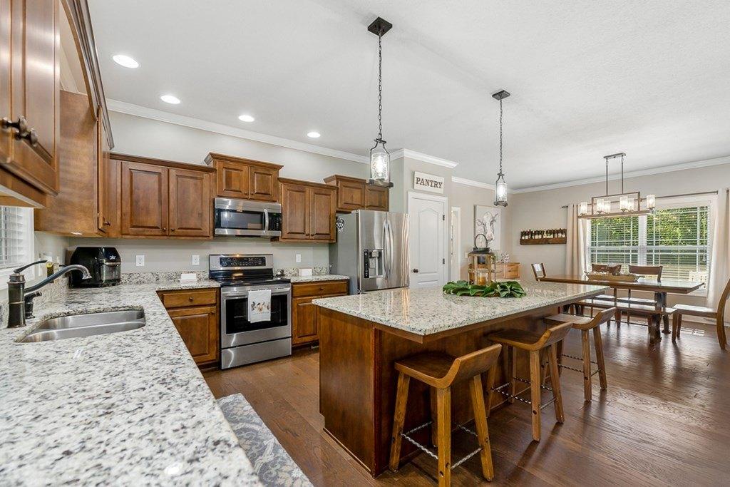 Greenbrook Dr, Cookeville, TN 38506