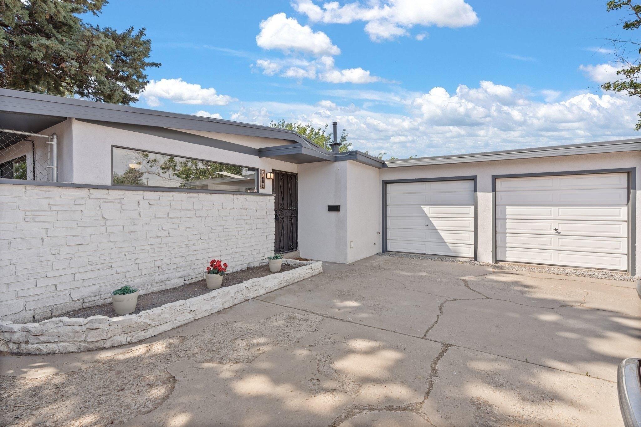 Glorieta St Ne, Albuquerque, NM 87112
