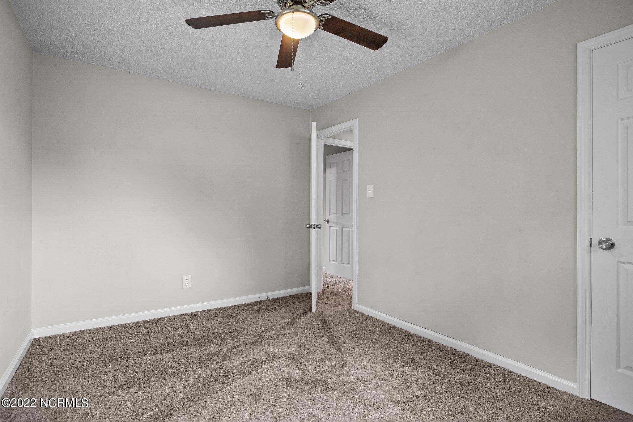 Nelson Ct, Jacksonville, NC 28540